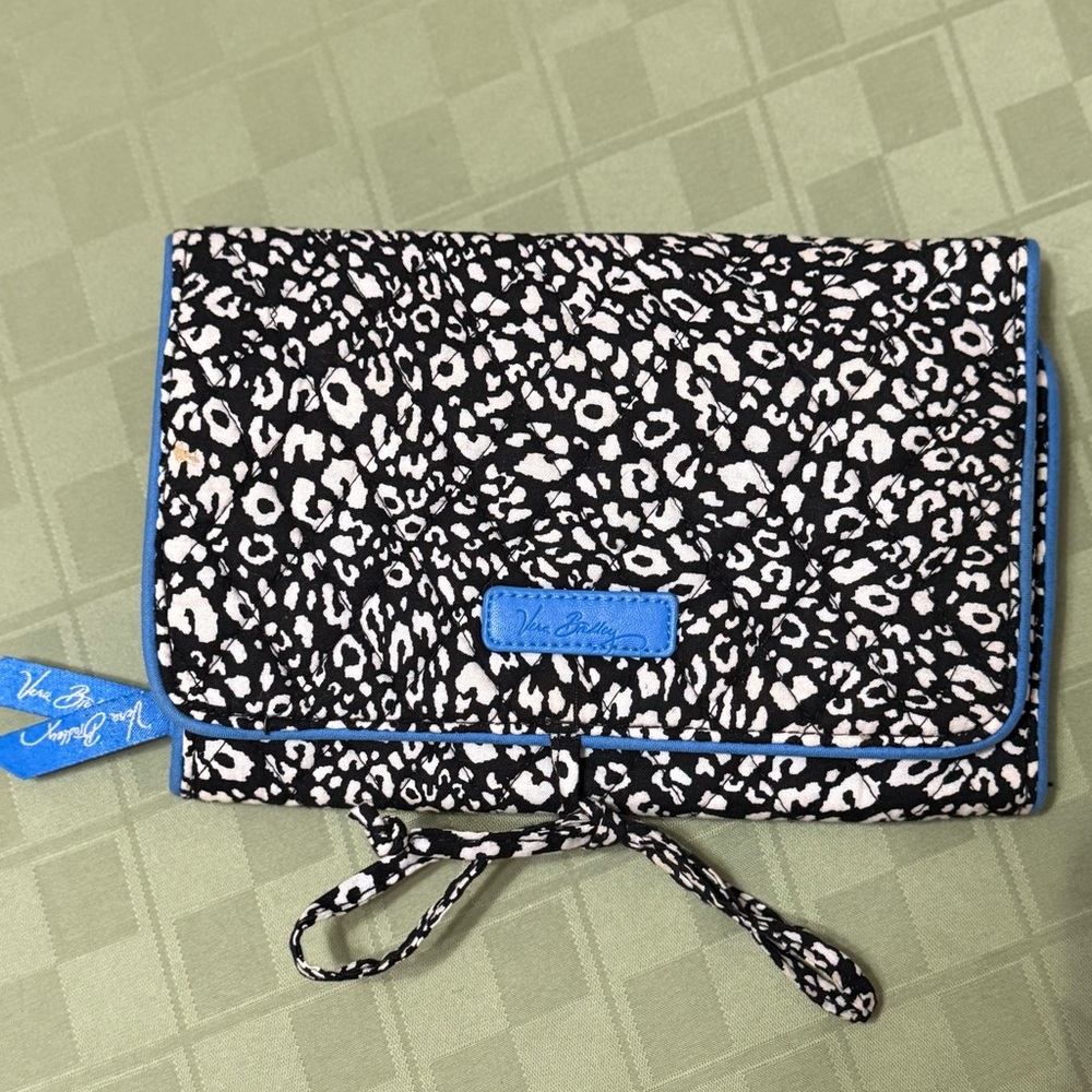 Vera Bradley Black and‎ White Travel Bag